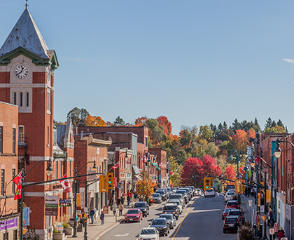 Main street in downtown Bracebridge with fall colours
